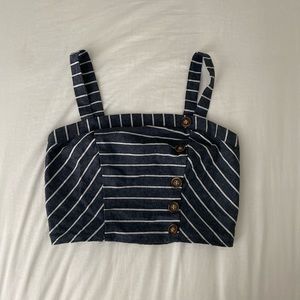 Super cute denim crop top!